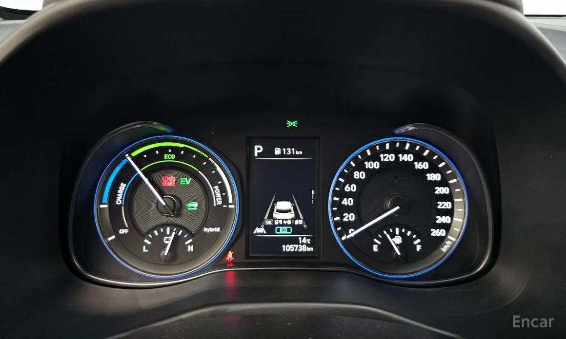 Фото 8 - Hyundai Kona