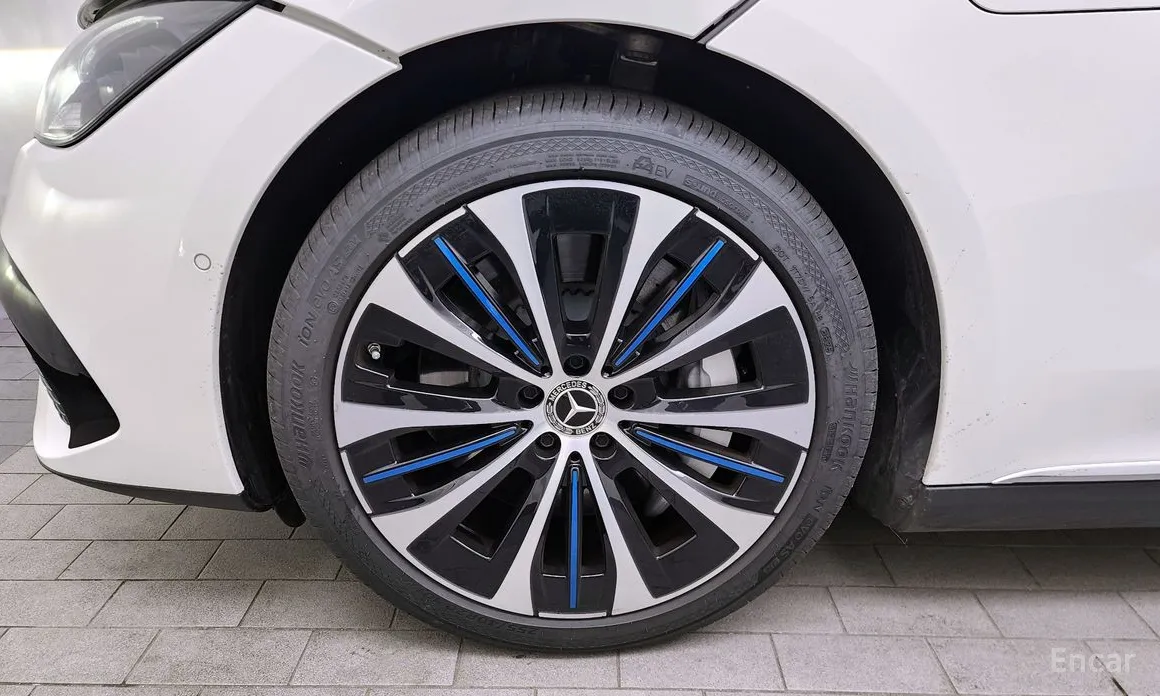 Фото 5 - Mercedes-Benz EQE