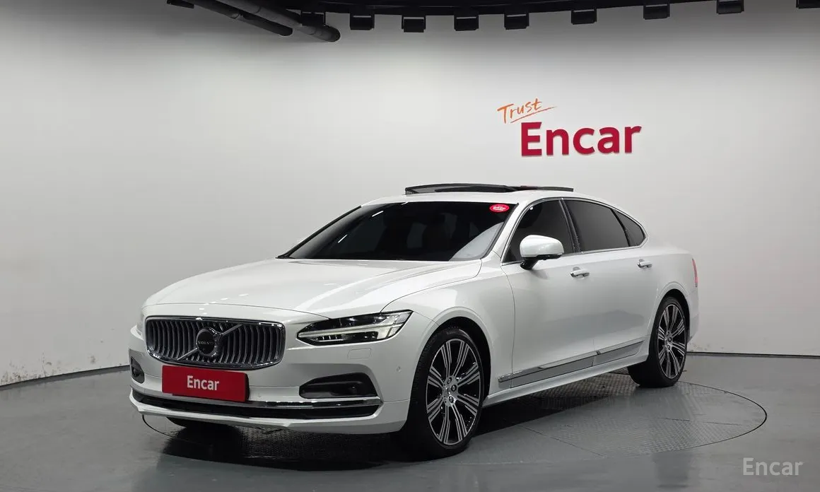 Фото 1 - Volvo S90