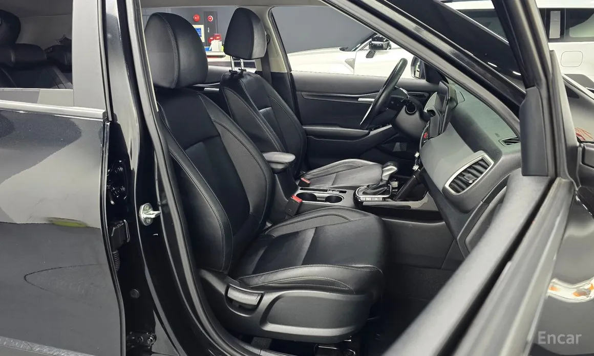 Фото 10 - Kia Seltos