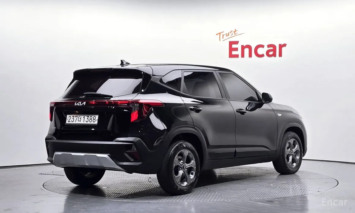 Фото 5 - Kia Seltos