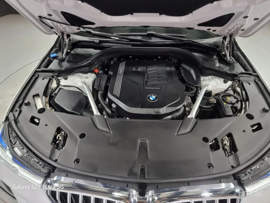 Photo 8 - BMW Gran Turismo