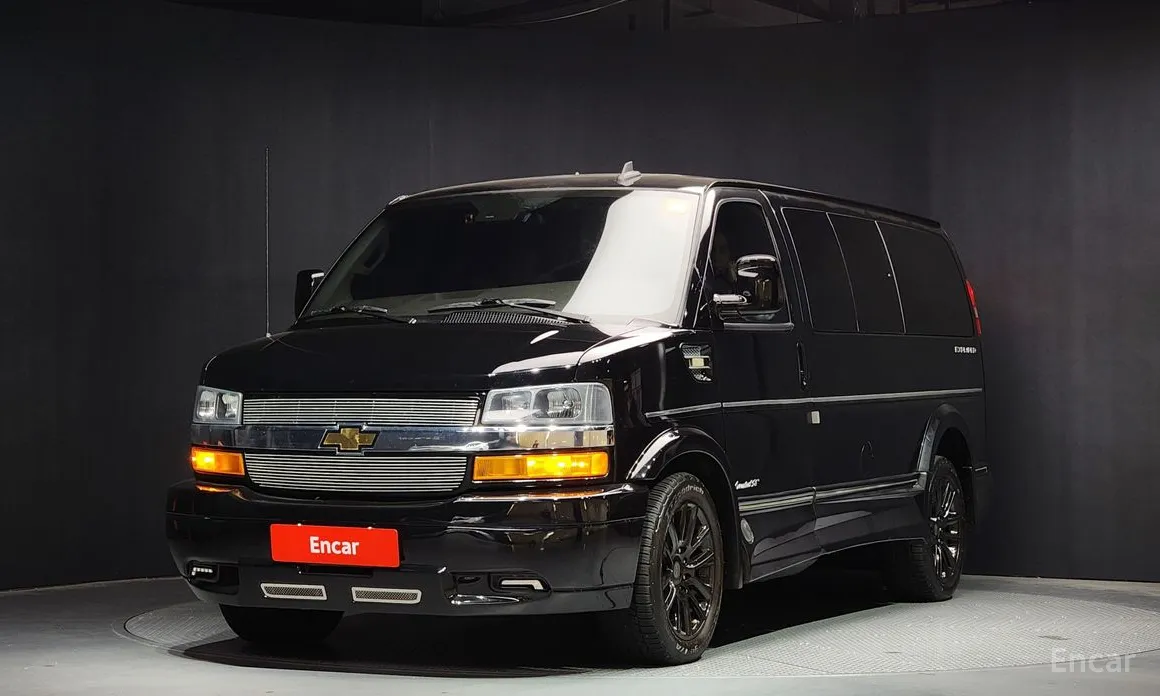 Фото 1 - Chevrolet Express Van