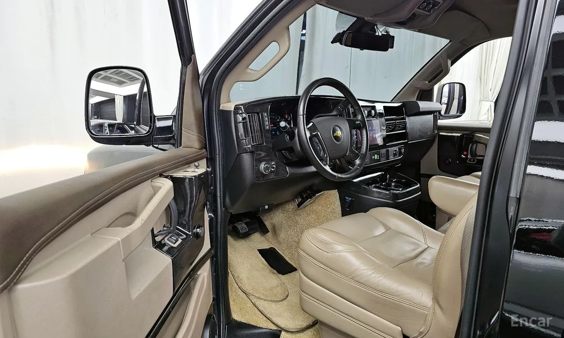 Фото 10 - Chevrolet Express Van