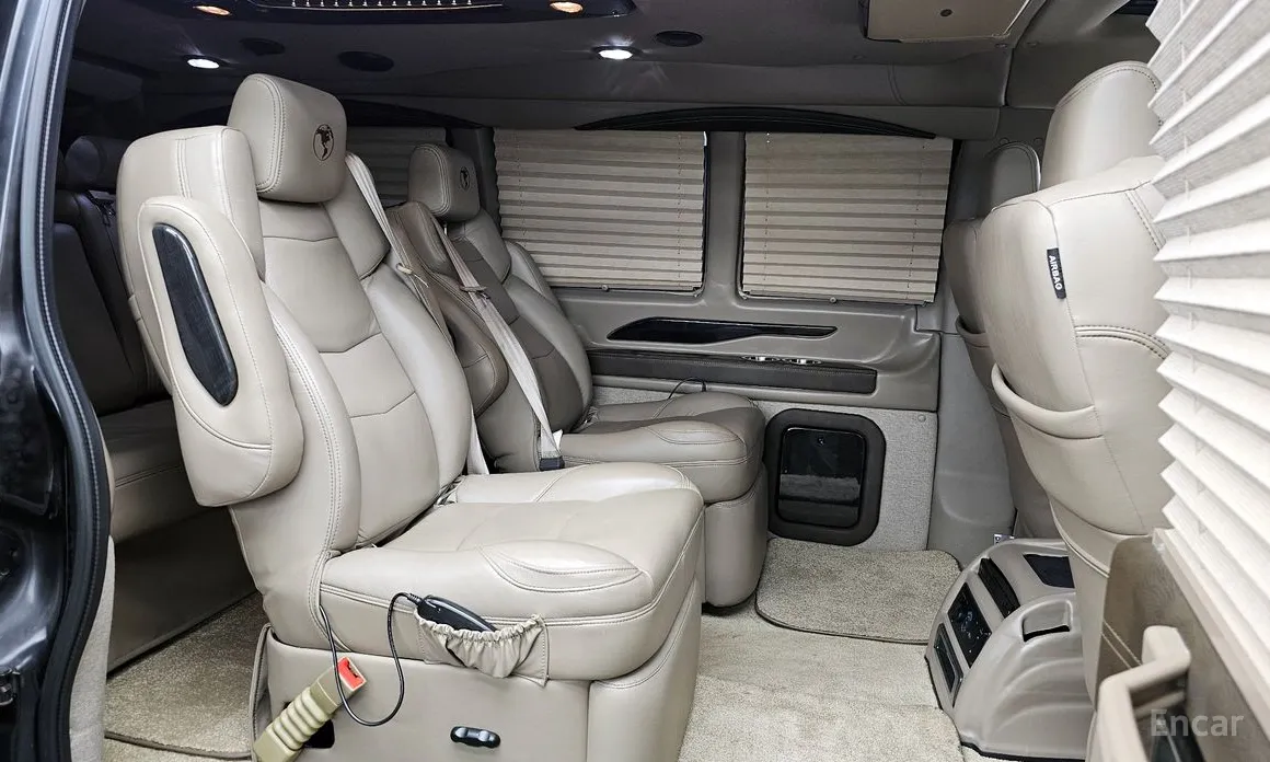 Фото 12 - Chevrolet Express Van