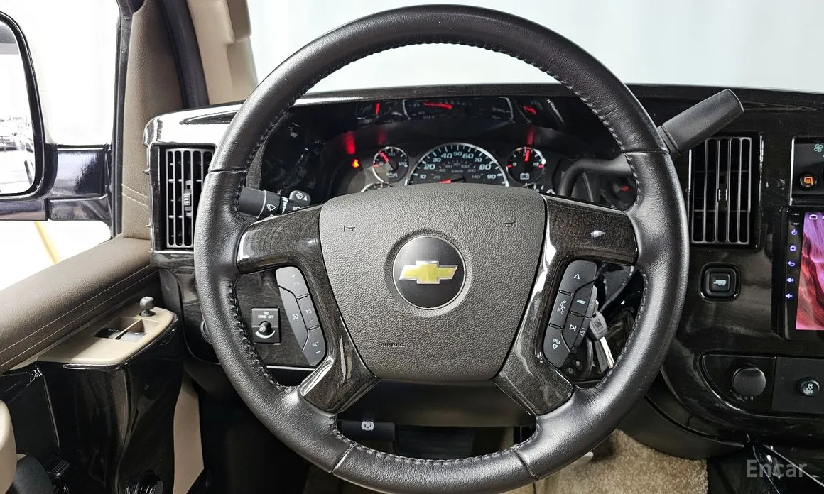 Фото 13 - Chevrolet Express Van