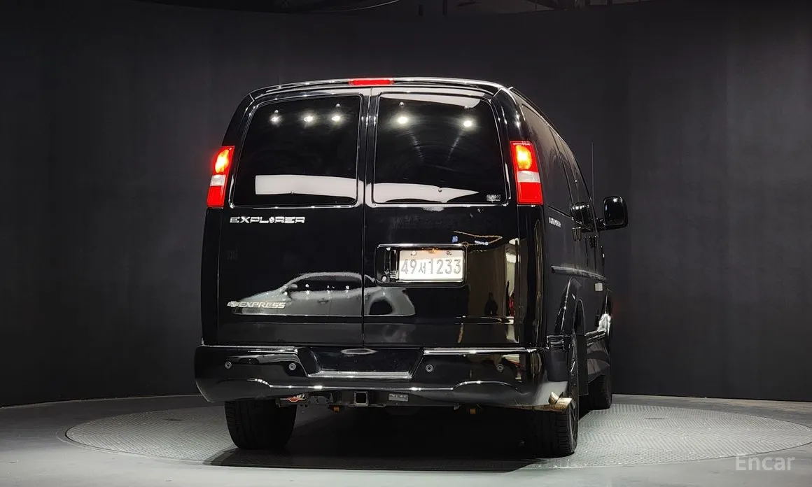 Фото 4 - Chevrolet Express Van