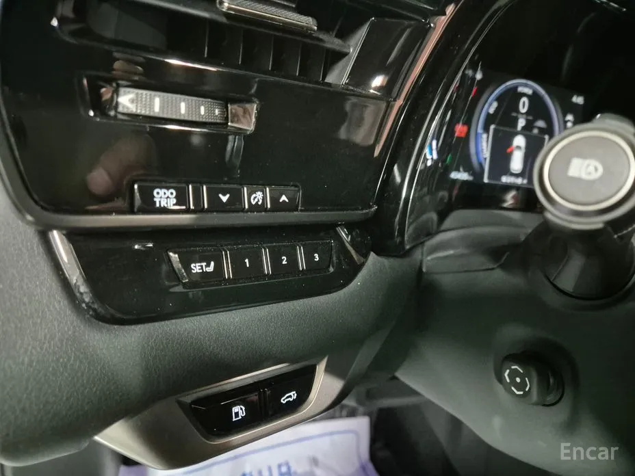 Фото 13 - Lexus RX