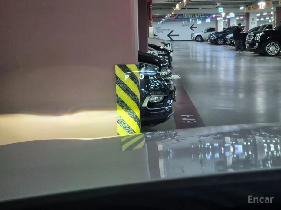 Фото 19 - Lexus RX