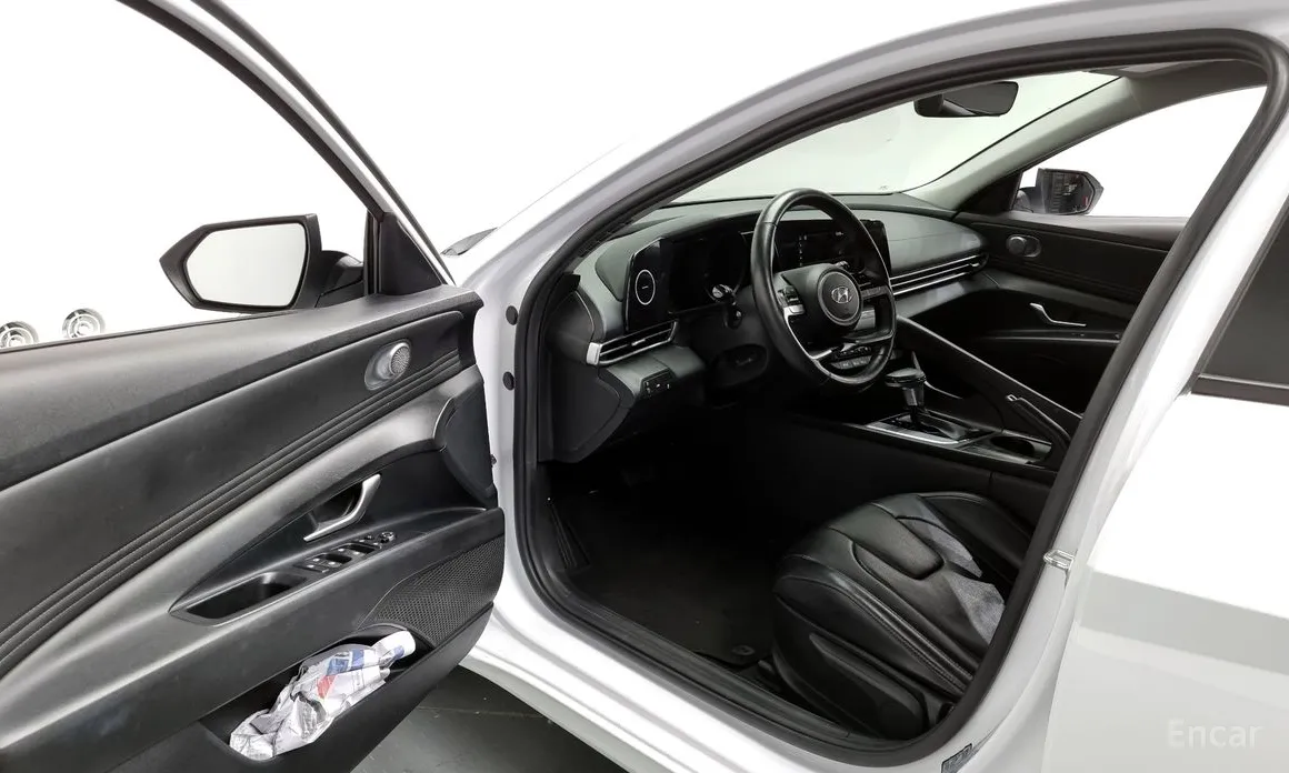Фото 10 - Hyundai Avante