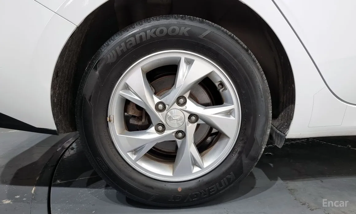 Фото 5 - Hyundai Avante