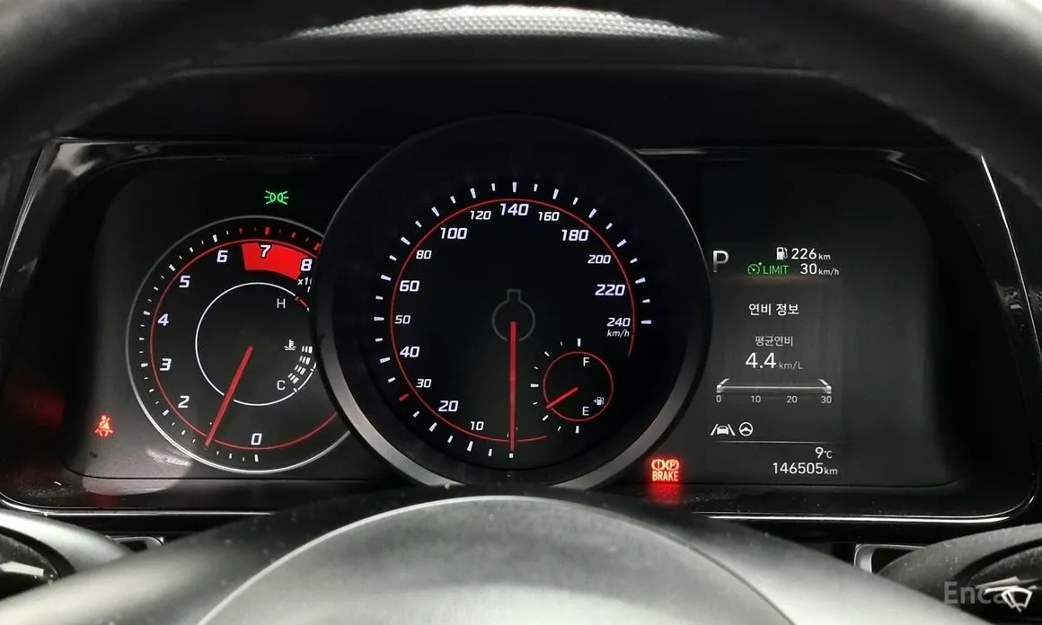 Фото 8 - Hyundai Avante