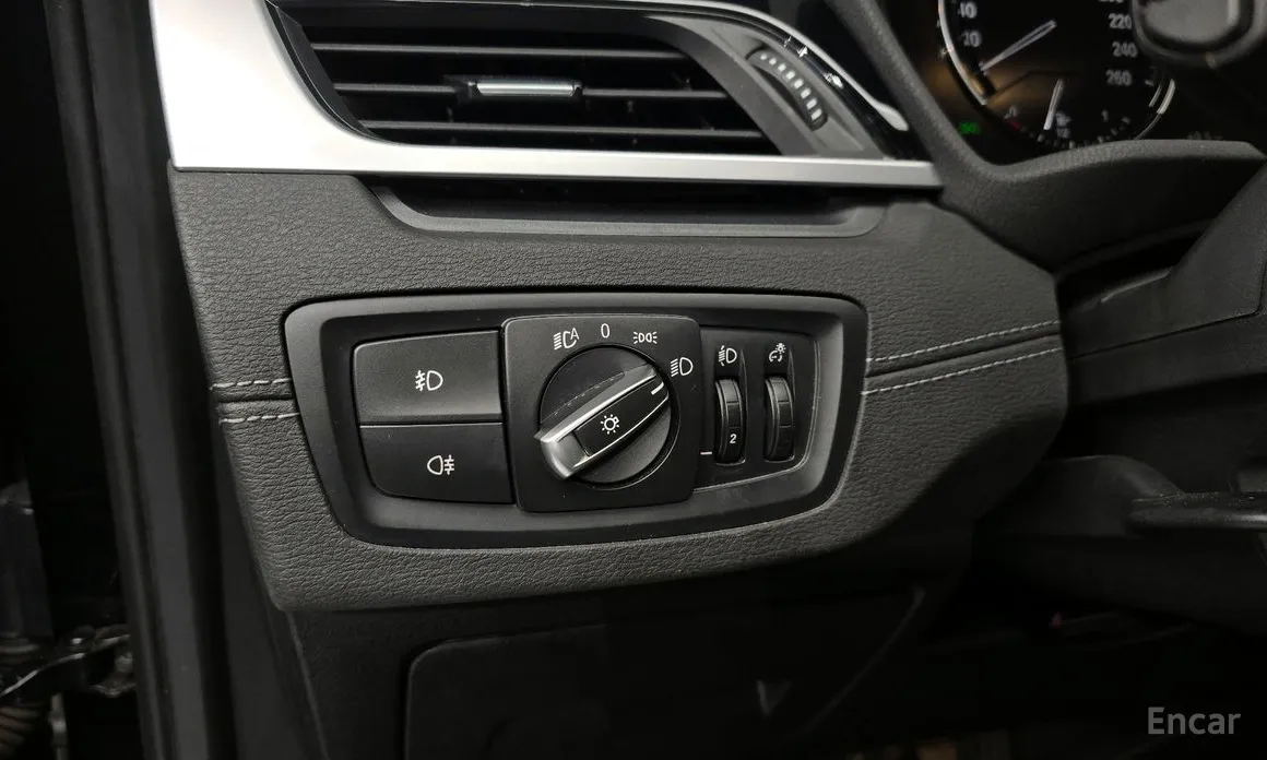 Фото 17 - BMW X1