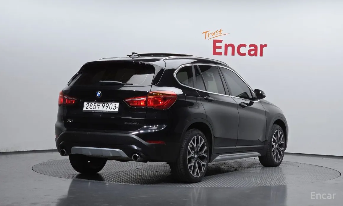 Фото 2 - BMW X1