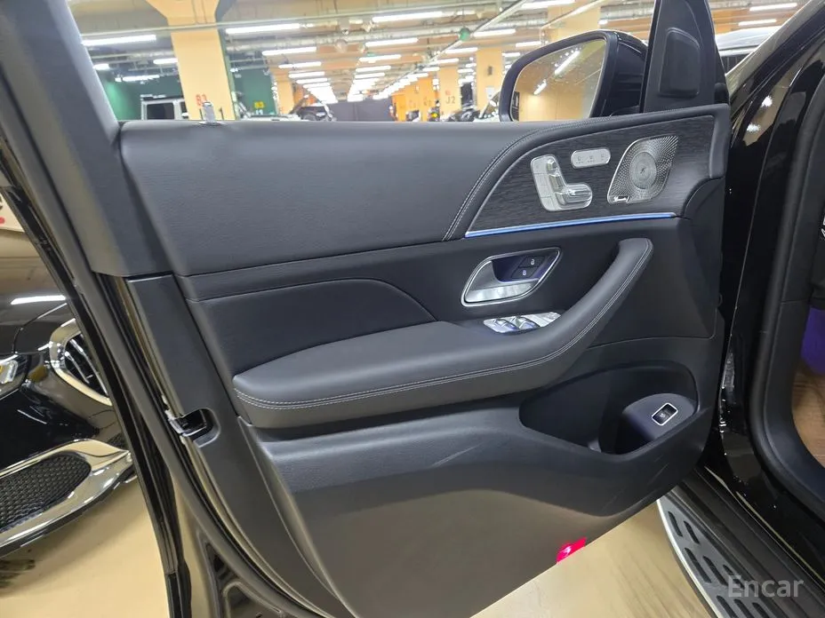 Фото 9 - Mercedes-Benz GLE-Class