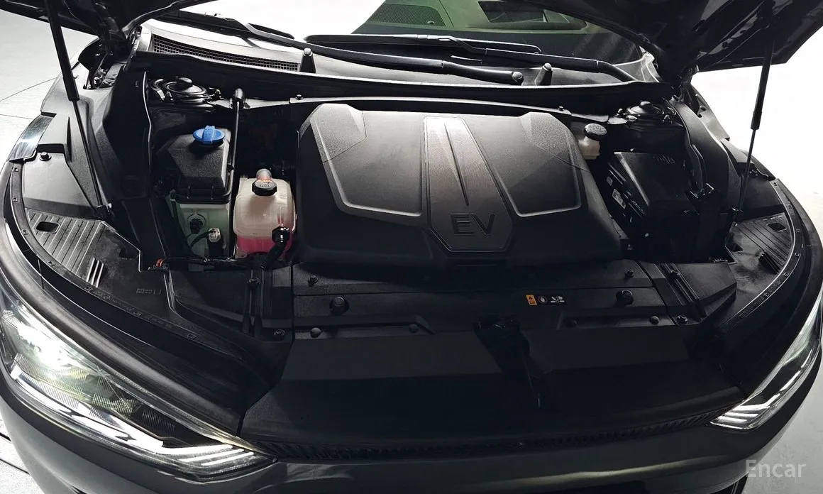 Фото 6 - Kia EV6