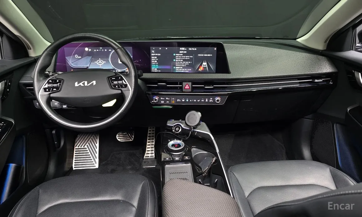 Фото 7 - Kia EV6