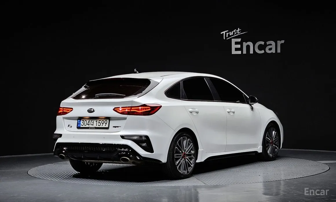 Фото 2 - Kia K3