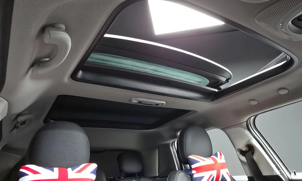 Фото 19 - Mini Cooper