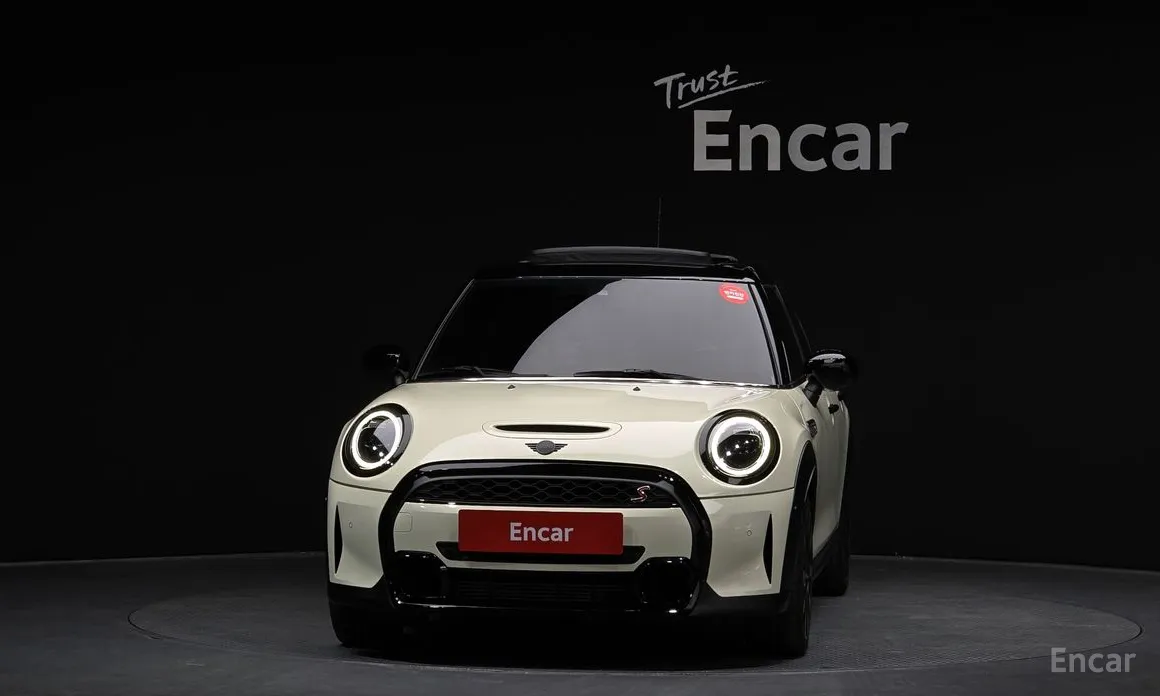 Фото 3 - Mini Cooper