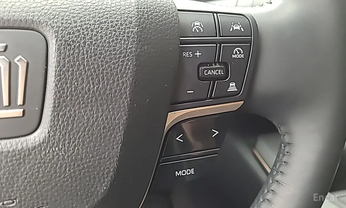 Фото 12 - Toyota Crown