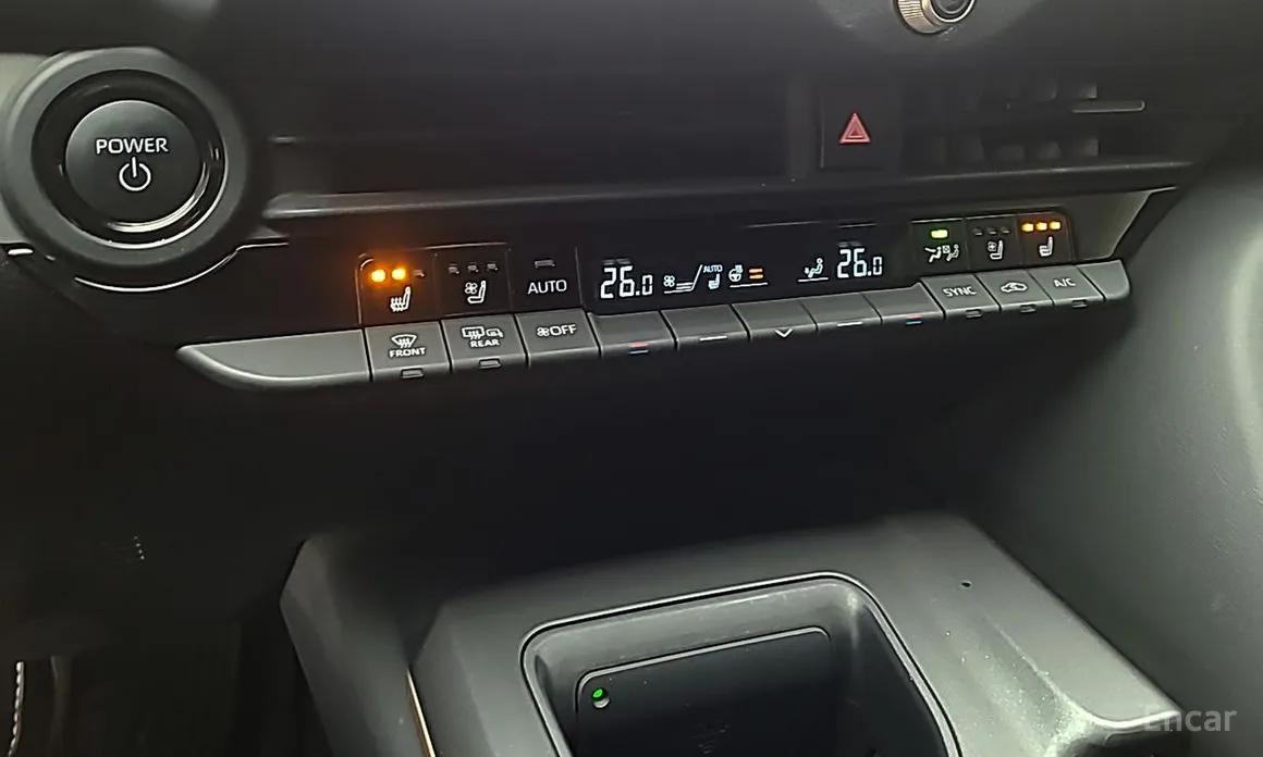 Фото 15 - Toyota Crown