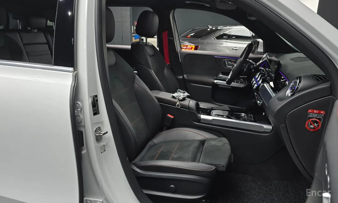 Mercedes-Benz GLB-Class 2020 AMG GLB35 4MATIC