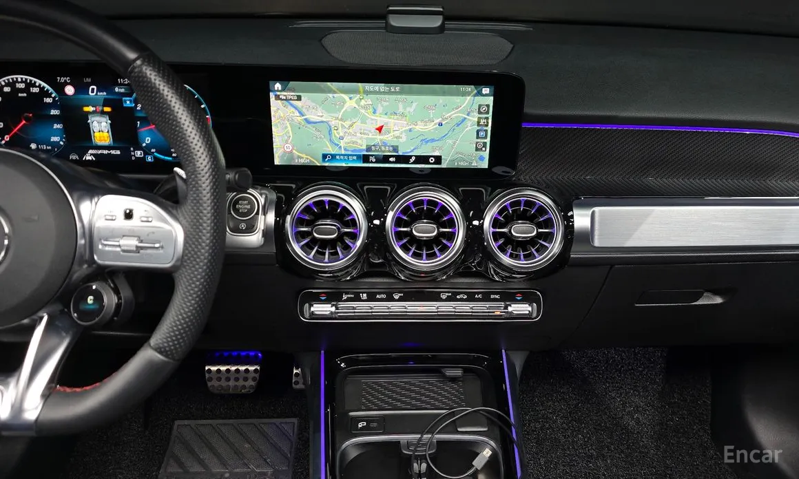 Mercedes-Benz GLB-Class 2020 AMG GLB35 4MATIC