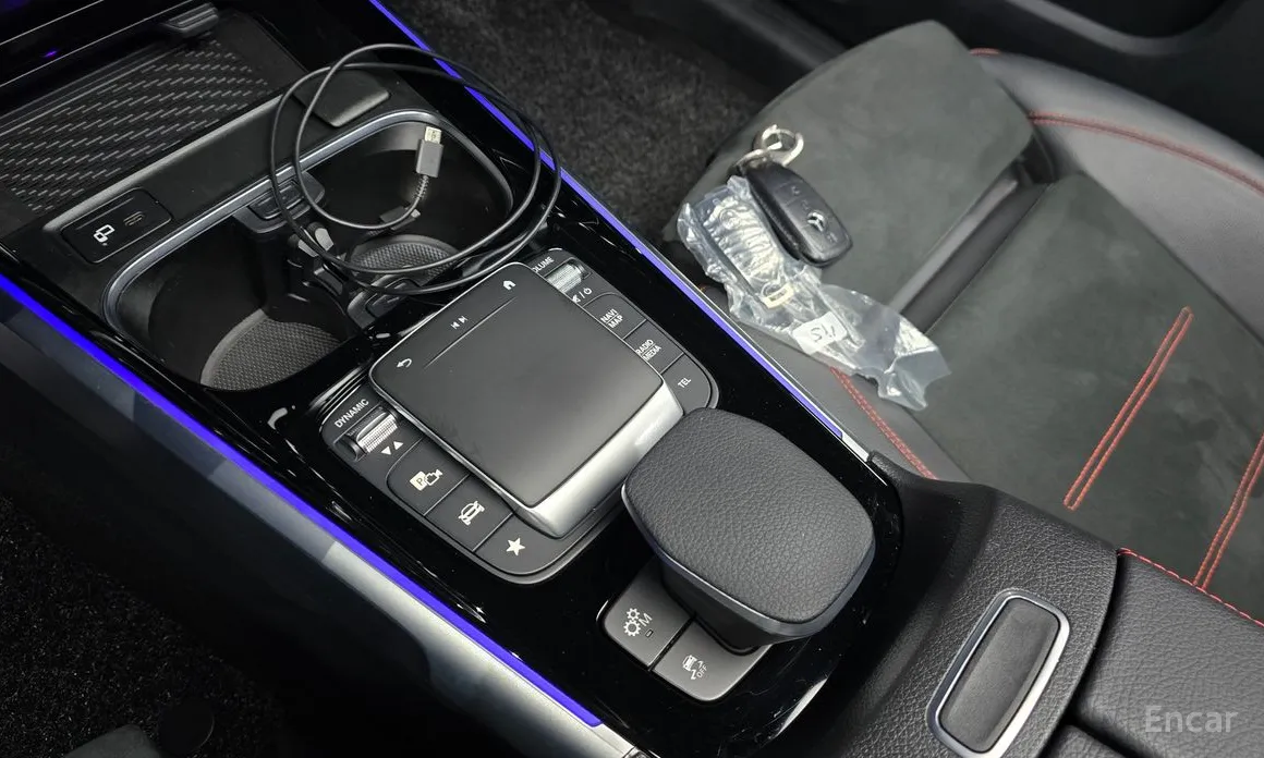 Mercedes-Benz GLB-Class 2020 AMG GLB35 4MATIC