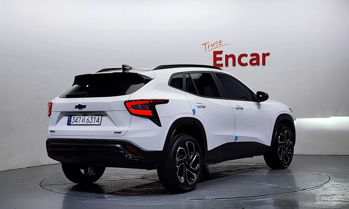 Фото 2 - Chevrolet Trax