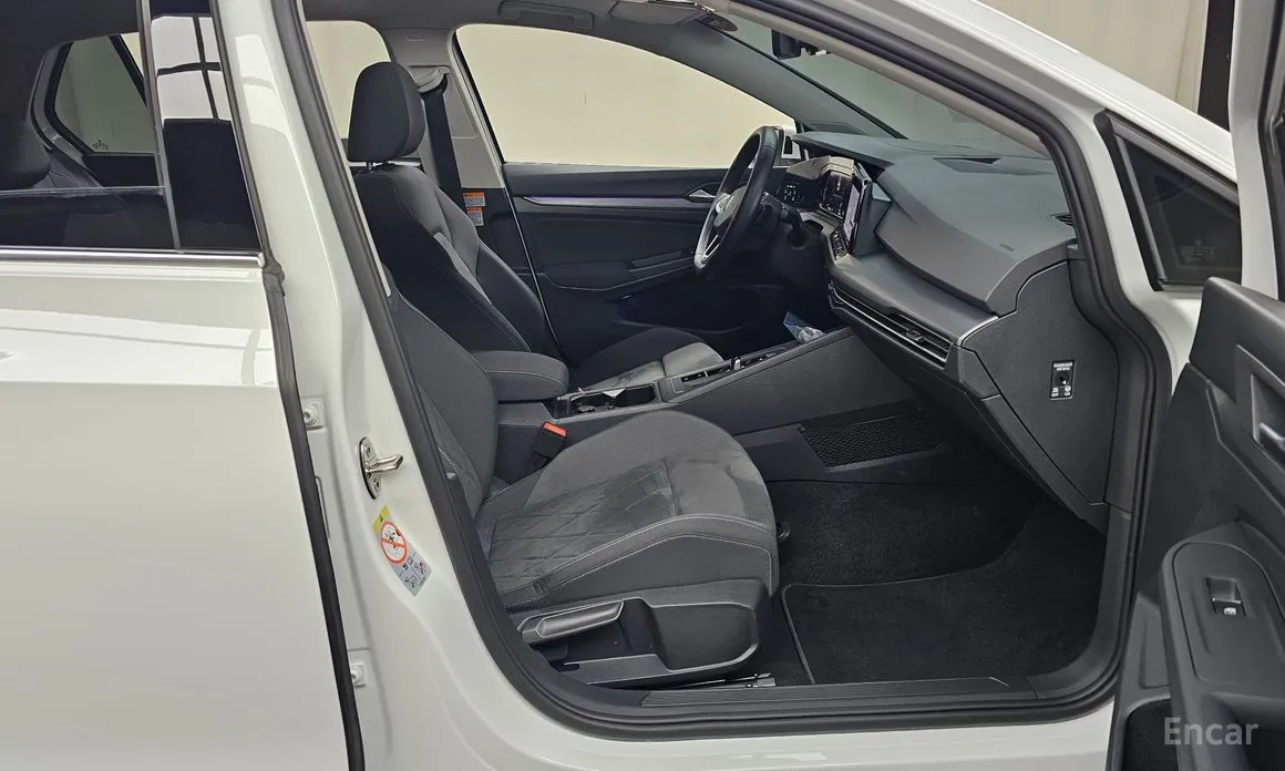 Фото 11 - Volkswagen Golf