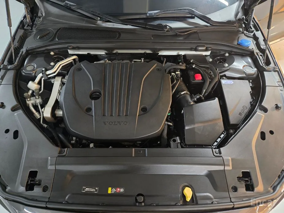 Фото 5 - Volvo S90