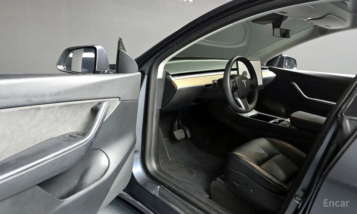 Фото 11 - Tesla Model Y