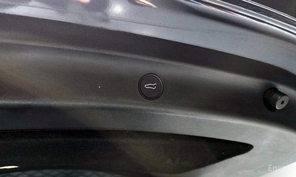 Фото 20 - Tesla Model Y