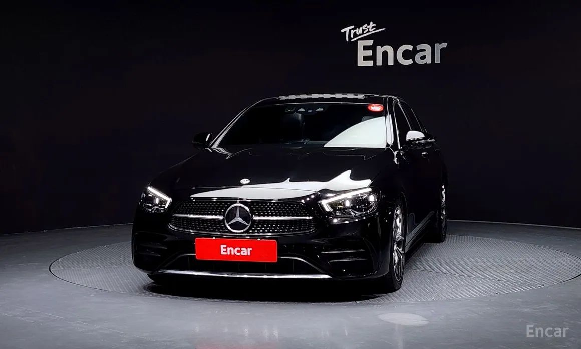 Фото 3 - Mercedes-Benz E-Class