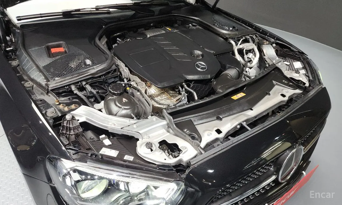 Фото 6 - Mercedes-Benz E-Class