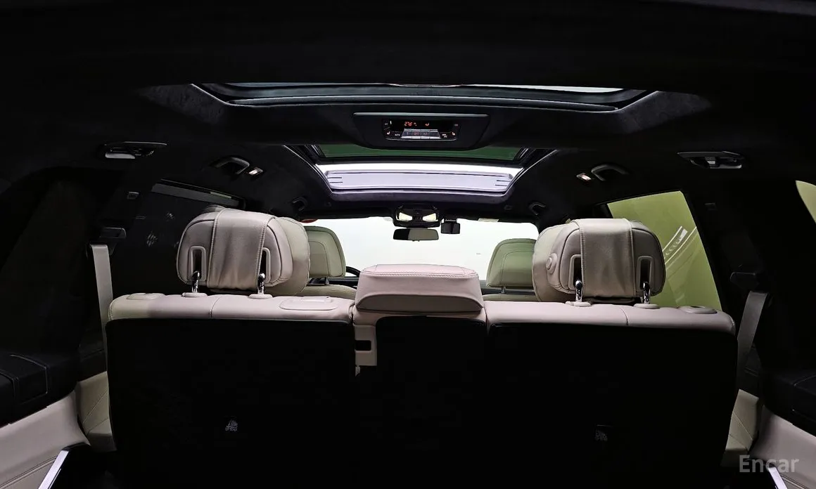 Фото 13 - BMW X7