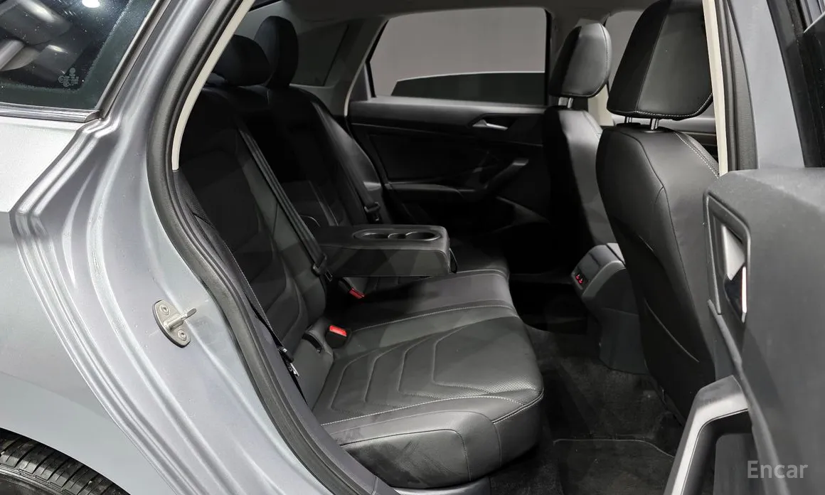 Фото 12 - Volkswagen Jetta