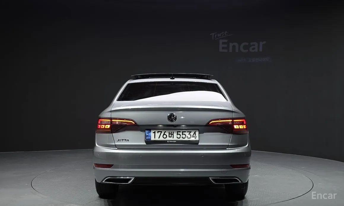 Фото 4 - Volkswagen Jetta