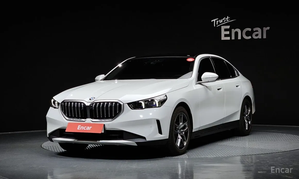 Фото 1 - BMW 5 Series