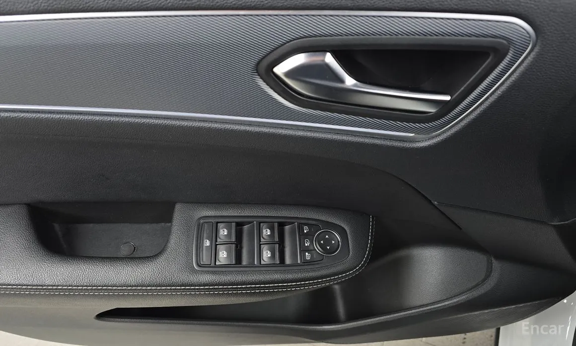 Фото 18 - Renault XM3