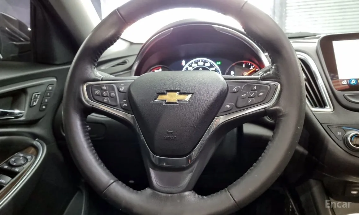 Фото 8 - Chevrolet Malibu