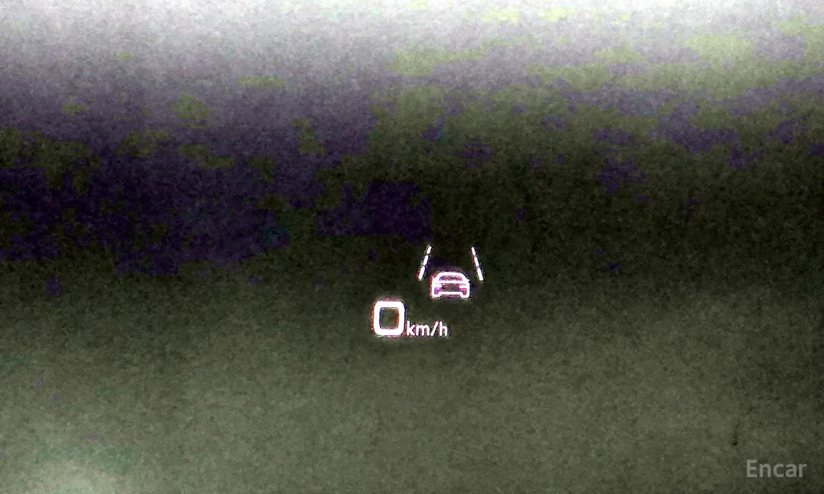 Фото 16 - Audi Q8