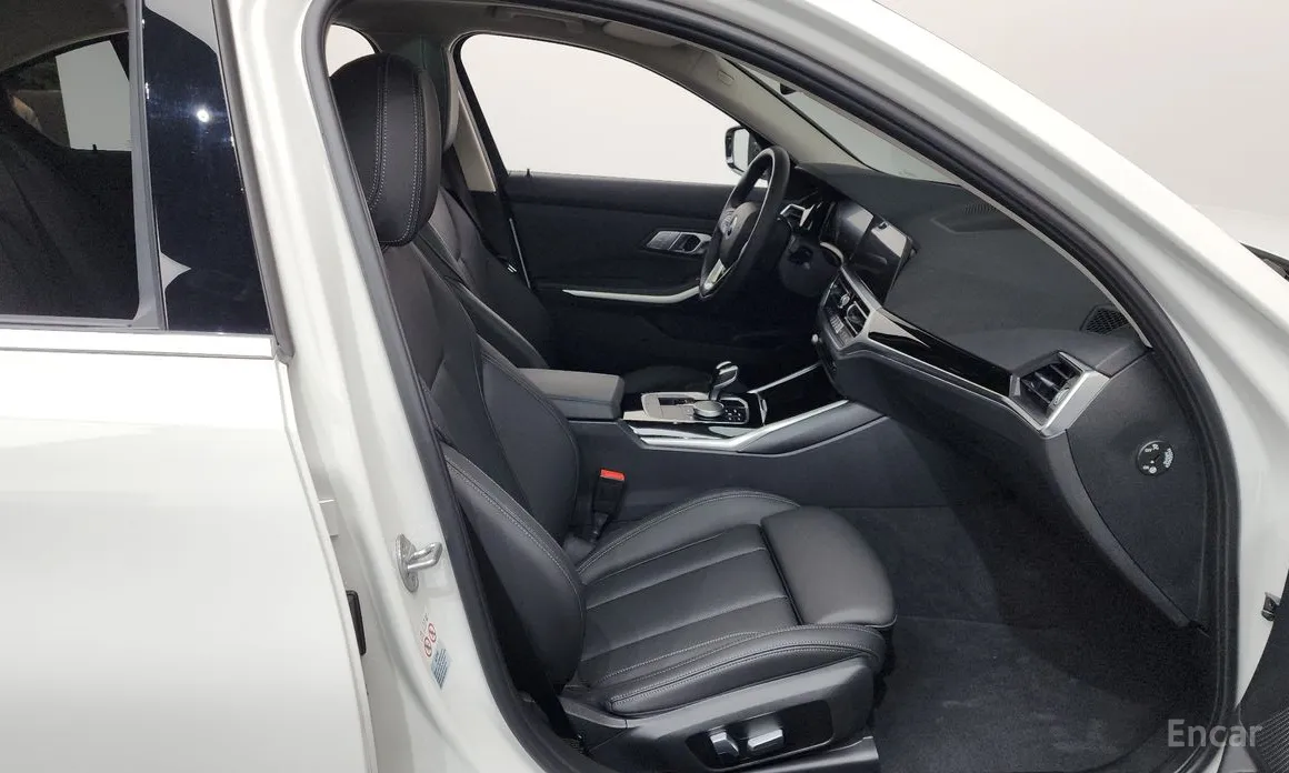 Фото 11 - BMW 3 Series