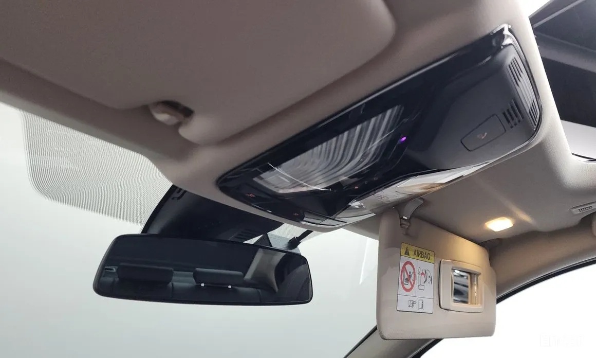 Фото 17 - BMW 3 Series