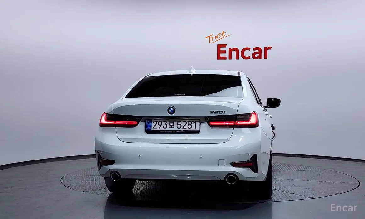 Фото 4 - BMW 3 Series