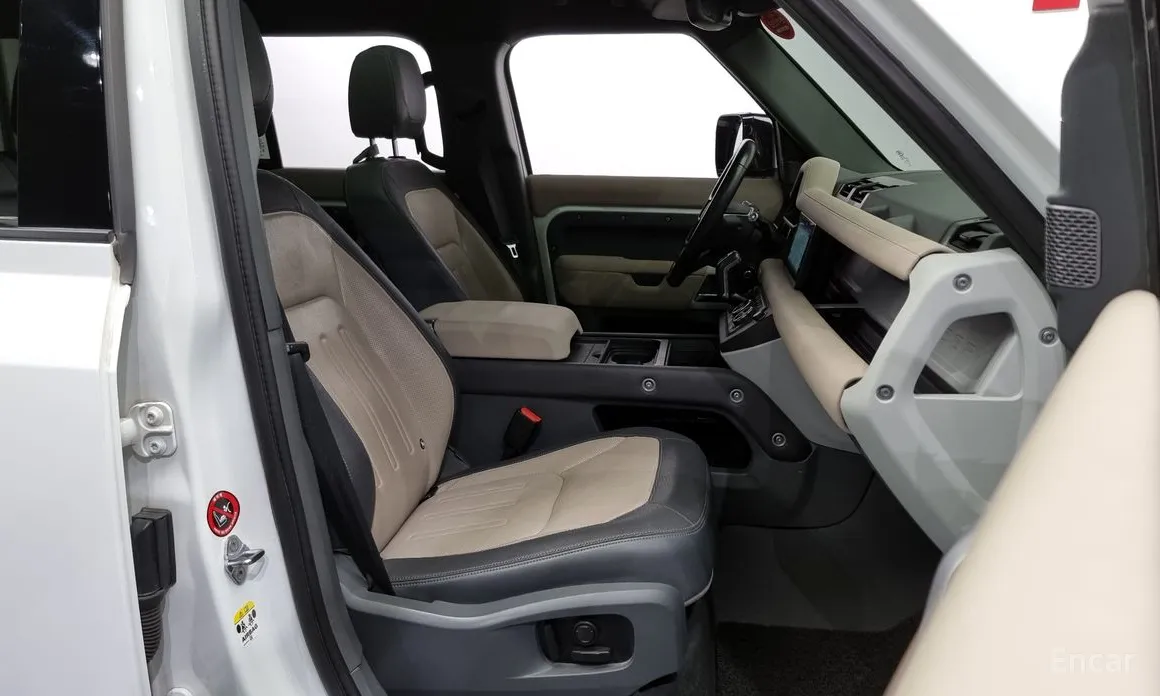 Фото 11 - Land Rover Defender