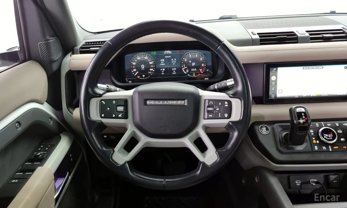 Фото 13 - Land Rover Defender