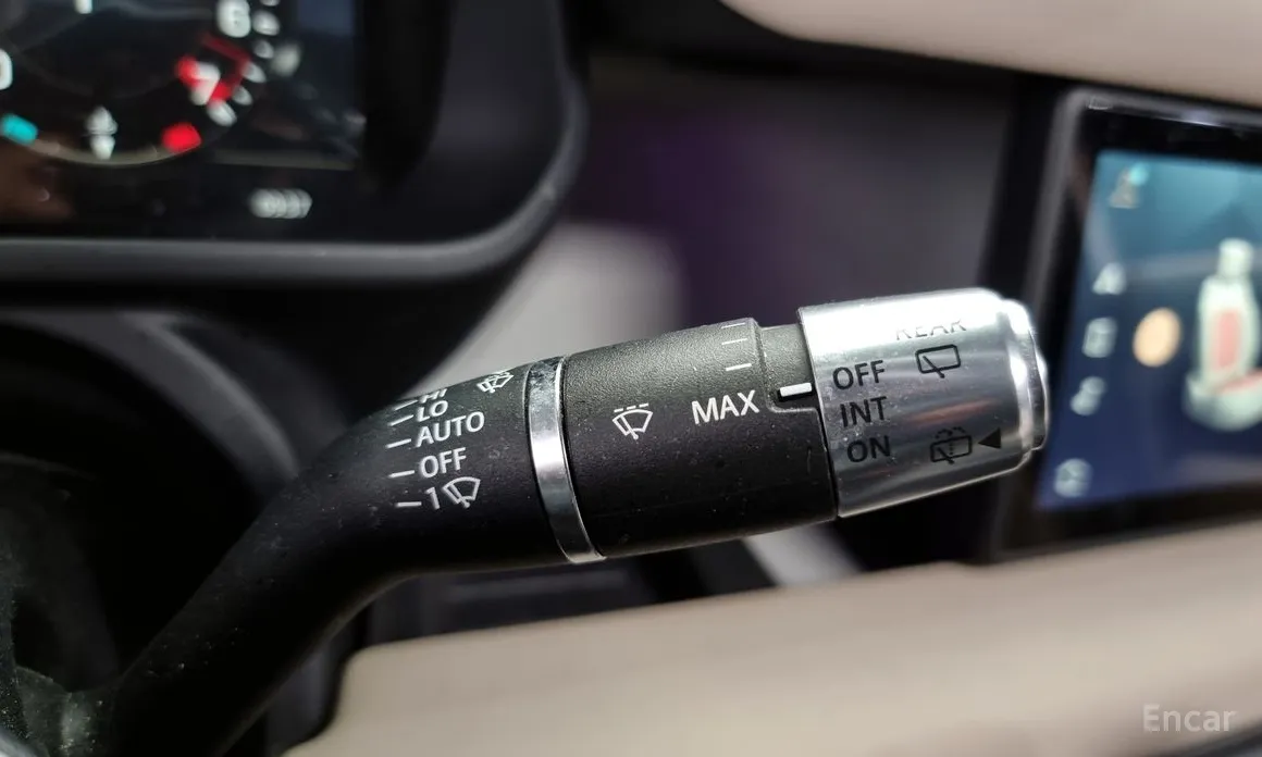 Фото 18 - Land Rover Defender