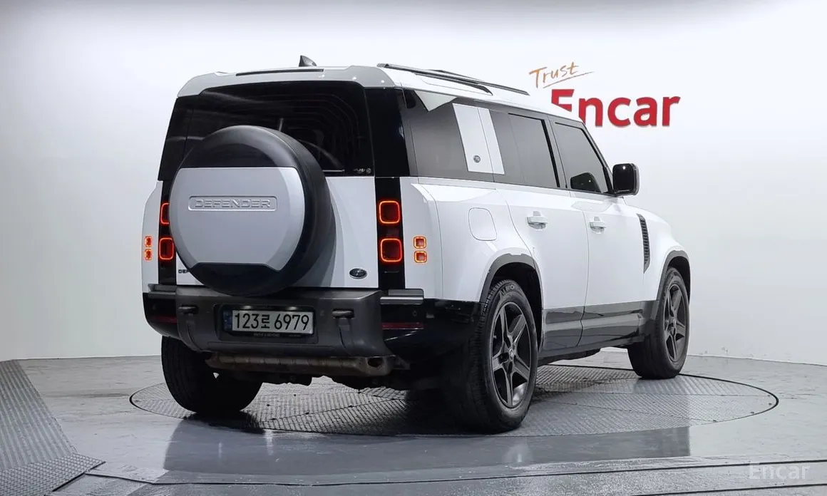 Фото 2 - Land Rover Defender